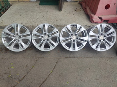 Литые диски R17 5x112 Mersedes